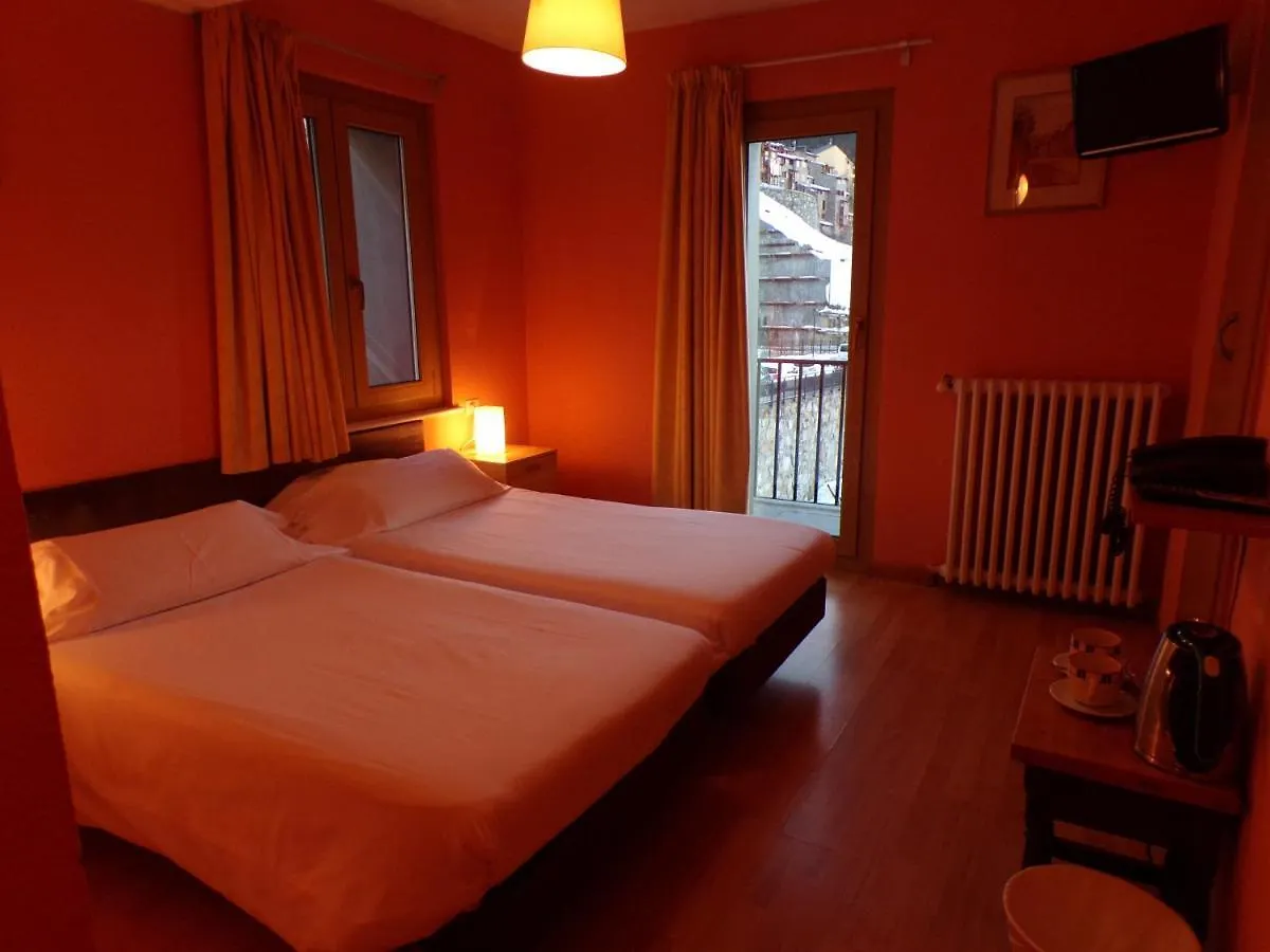Hotel Roc de St Miquel&Apartment Soldeu