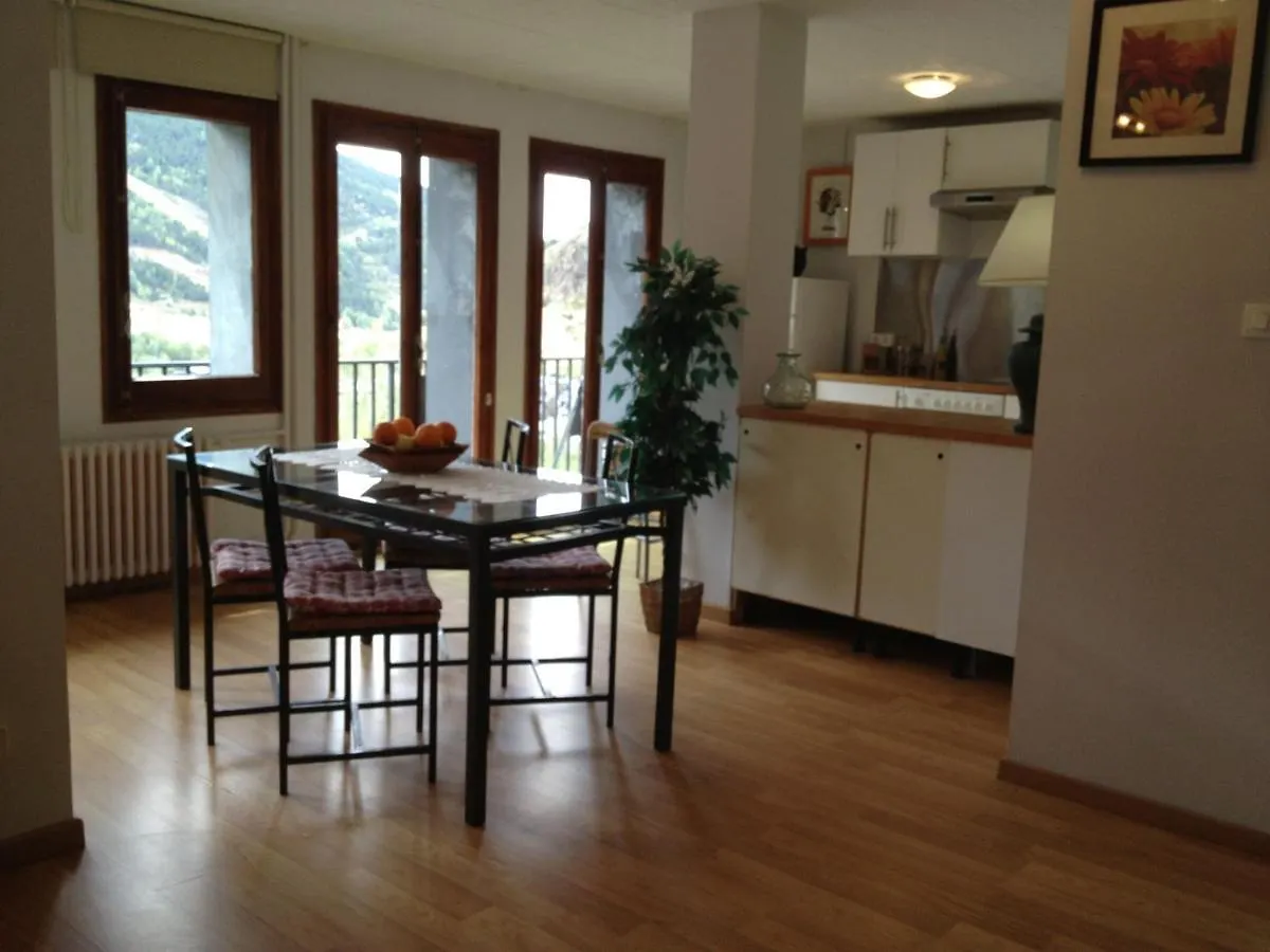 Hotel Roc de St Miquel&Apartment Soldeu 2*,